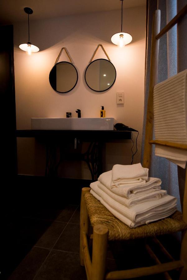 La Petite Valise Otel Ploudalmézeau Dış mekan fotoğraf